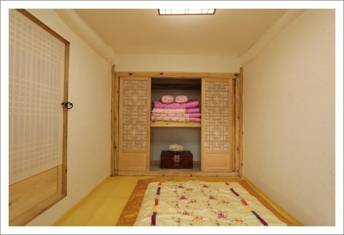 Yeongcheon Gwiae Traditional House מראה חיצוני תמונה
