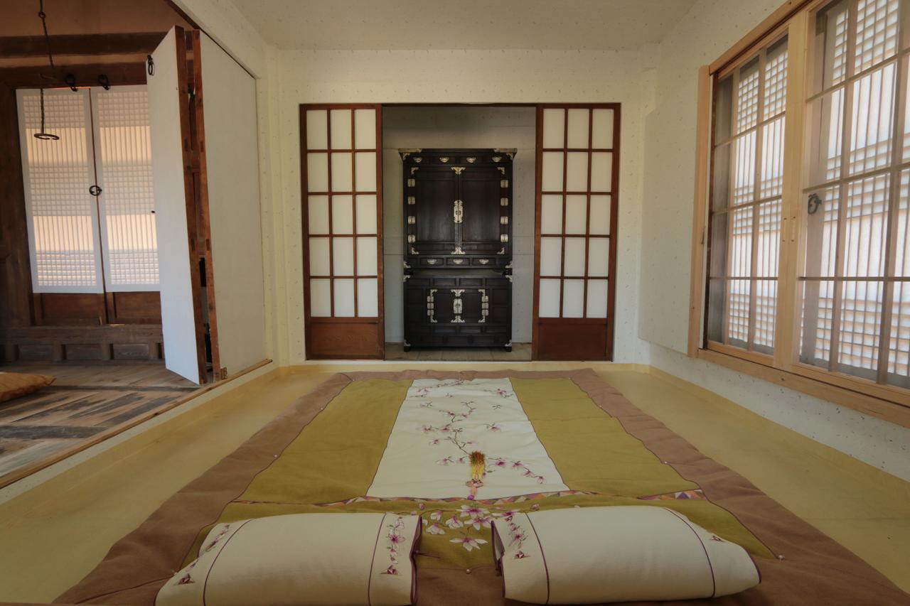 Yeongcheon Gwiae Traditional House מראה חיצוני תמונה