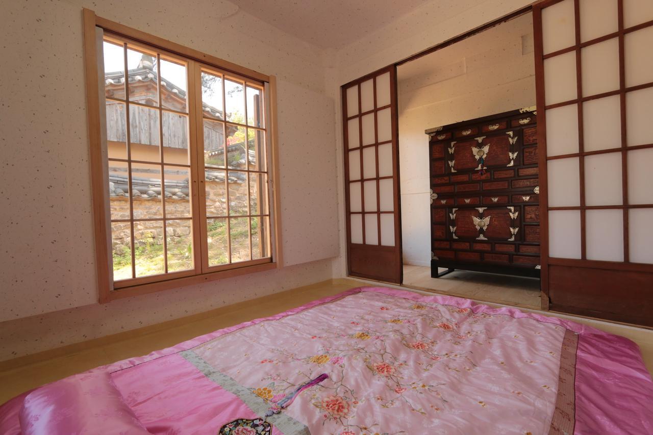 Yeongcheon Gwiae Traditional House מראה חיצוני תמונה